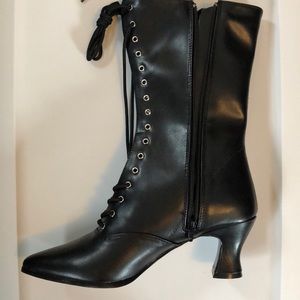 Never Worn Victorian Point  Shoes